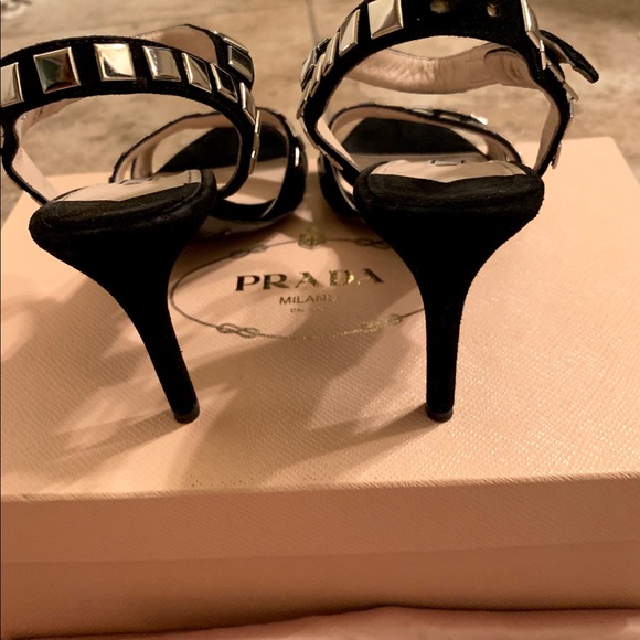 Prada heels - Picture 4 of 10